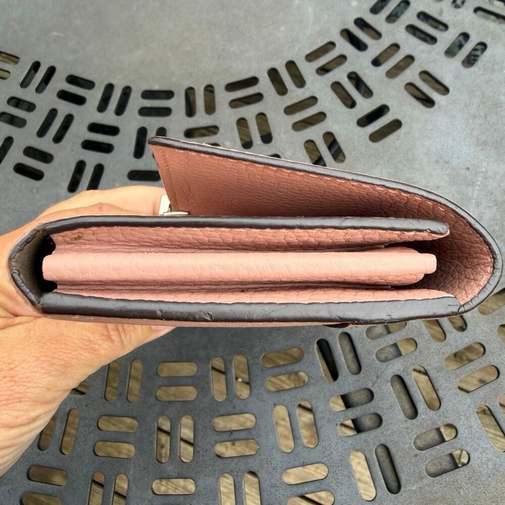 Louis Vuitton Portefeuille Capucines Long Wallet Pink  EUC W/ COA - Picture 5 of 10